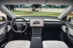 TESLA MODEL Y thumbnail 2